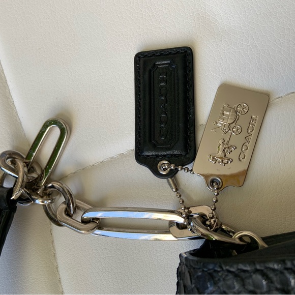 Limited addition, embossed, python snake skin, leather coach purse - Picture 6 of 16